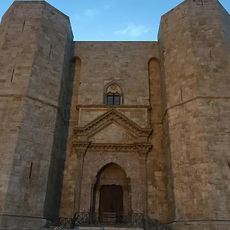 Il Falco Castel Del Monte (Apulia)