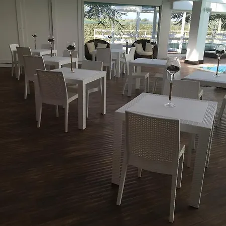 Il Falco ベッド・アンド・ブレックファスト 3*