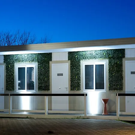 Alojamento de Acomodação e Pequeno-almoço Il Falco 3*